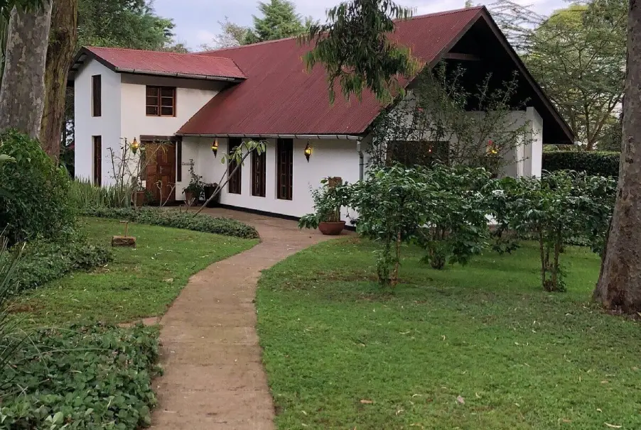 Tloma Lodge